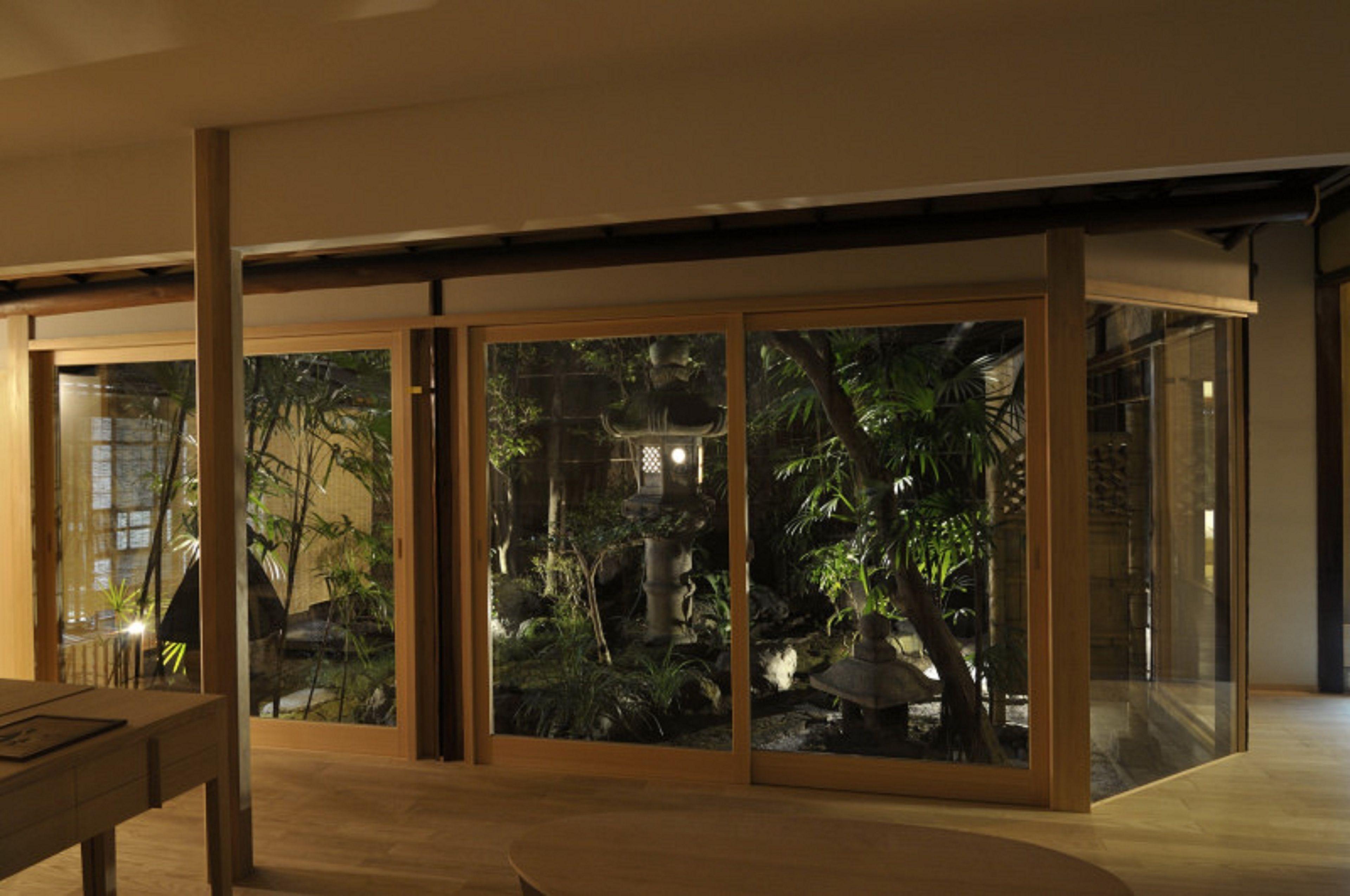 Izuyasu Traditional Kyoto Inn Serving Kyoto Cuisine — Photos 1